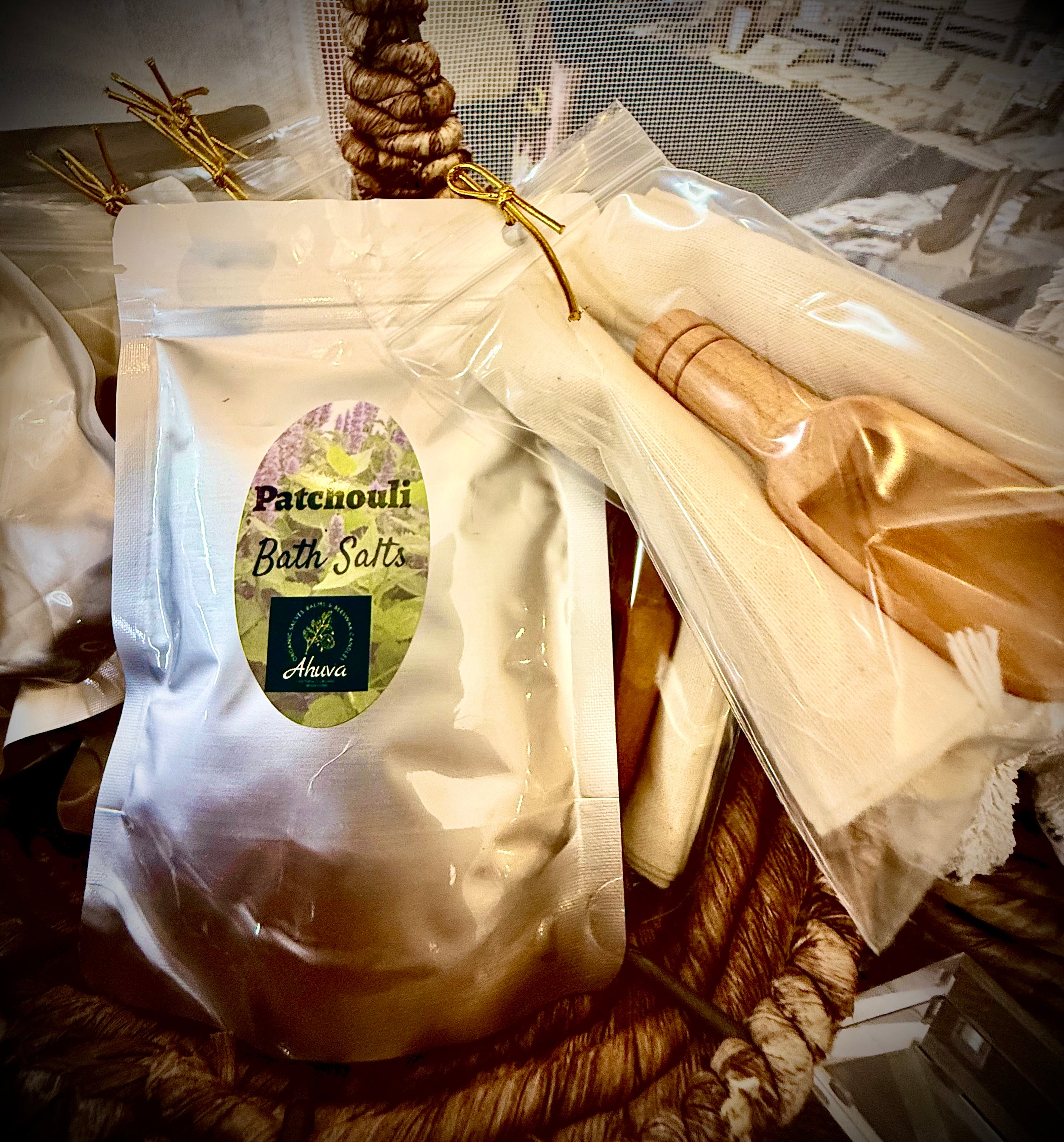 Bath Salts  in Mylar Bag w/Wooden Scoop
